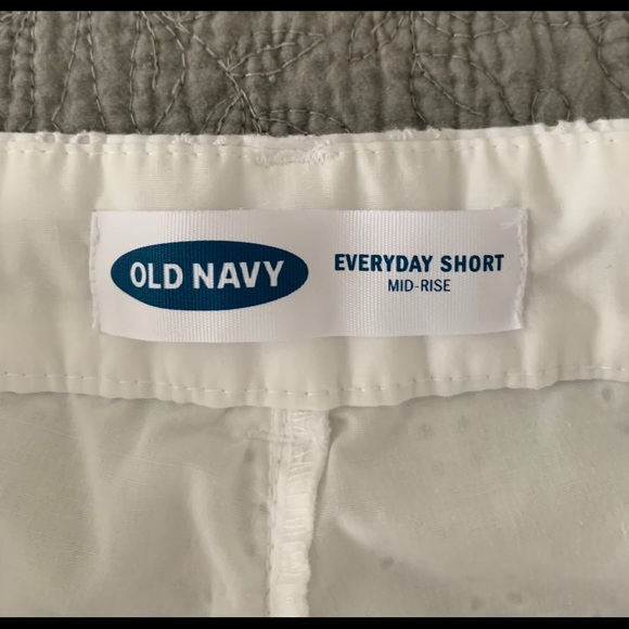 New, white eyelet shorts - Picture 4 of 4